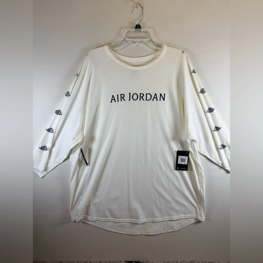 Air Jordan Men’s 3XL White 3/4 Sleeve Graphic T-Shirt NWT Wings Logo